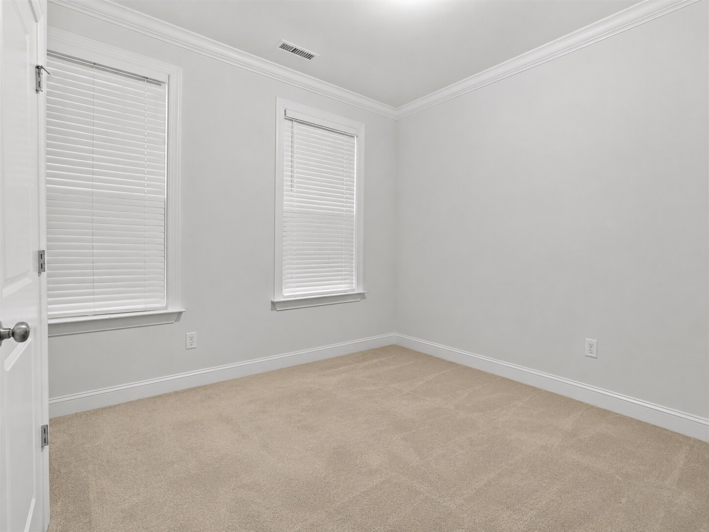 Building Photo - 736 Precipice Way