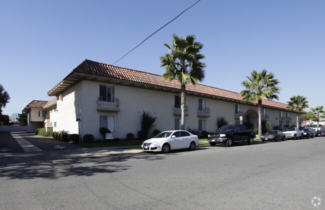 Building Photo - El Cordova Apartments