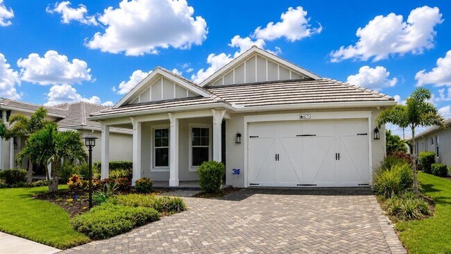 Building Photo - 8075 Slipway Dr