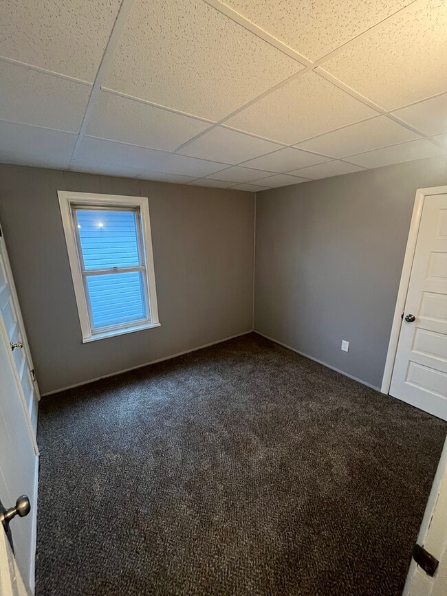 Building Photo - 1440 E Ninth Street