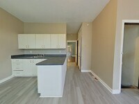 Building Photo - 2711 Keokuk St