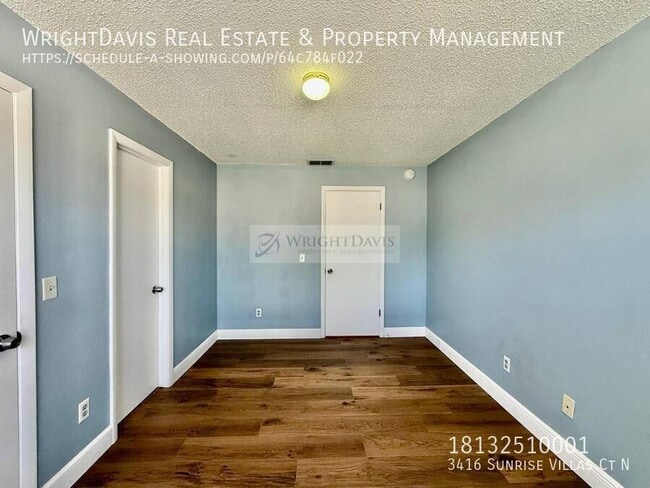Building Photo - 3416 Sunrise Villas Ct N