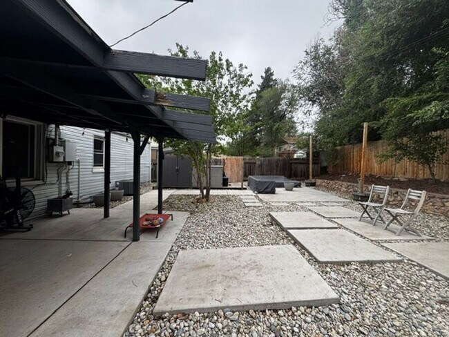 Building Photo - 1312 Cooper Ave