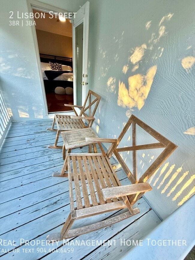 Building Photo - 2 Lisbon St