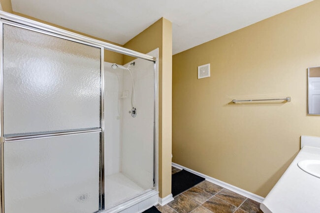 Building Photo - 3591 Kernan Blvd S