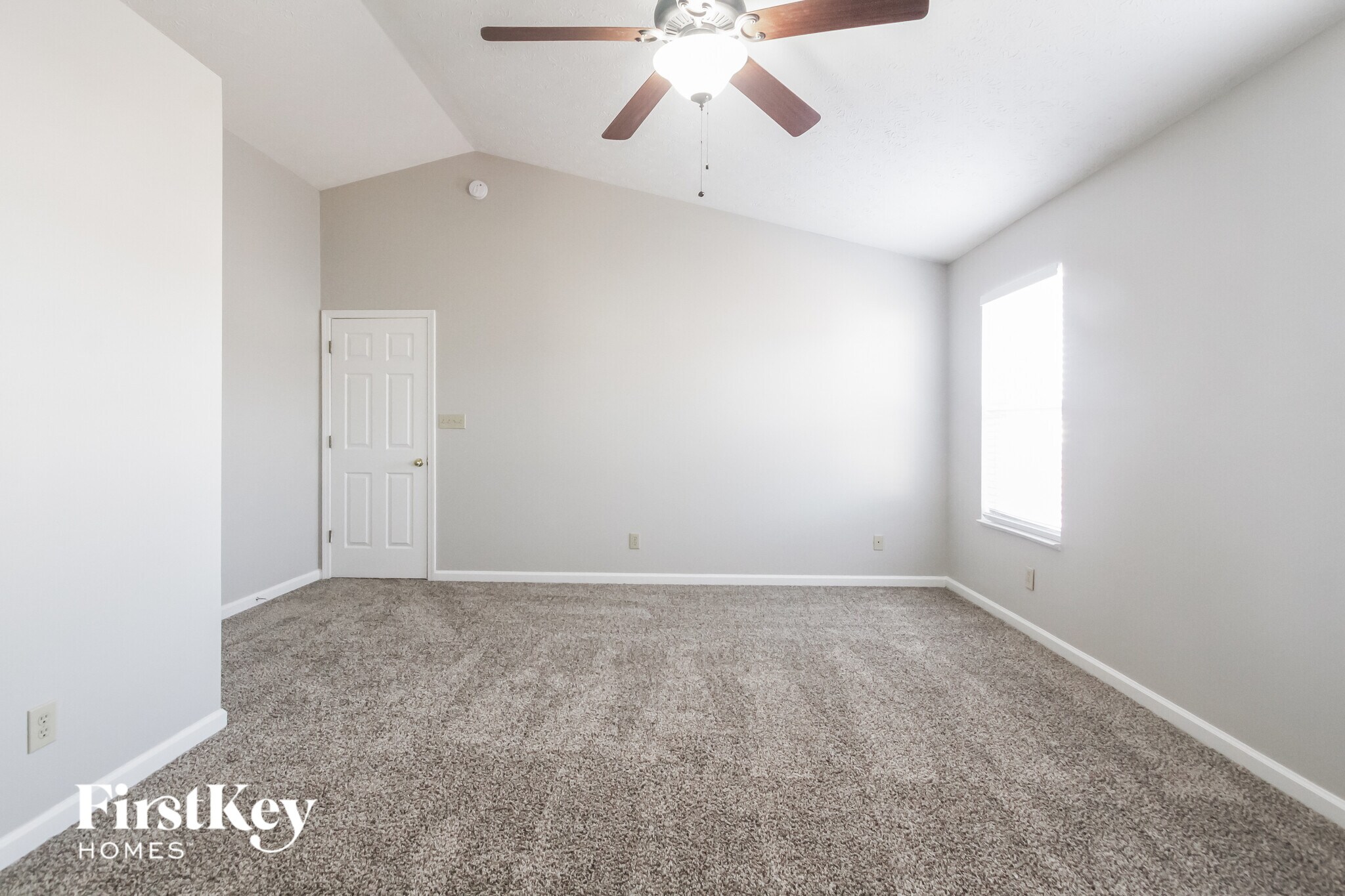 Building Photo - 5871 Marco Ct