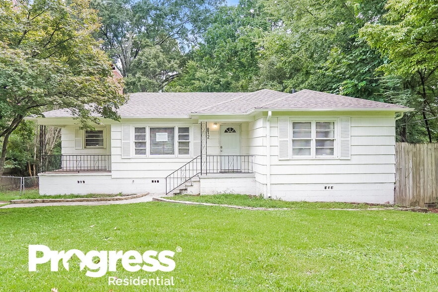 Primary Photo - 812 Nelson Dr