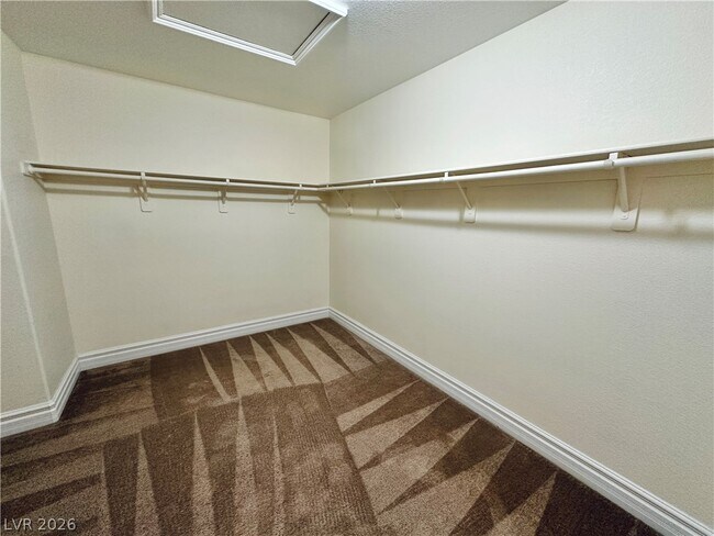 Building Photo - 195 Wicked Wedge Way