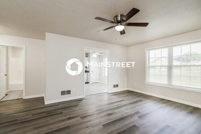 Building Photo - 4 Bedroom Pet-Friendly Home in FAIRDALE, KY with Main Street Renewal
