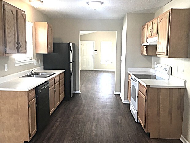 Building Photo - 15401 Ten Point Dr