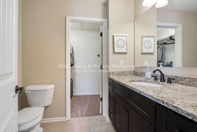 Building Photo - Beautiful Serrano Townhome with FULLY FINISHED Walk-out Basement