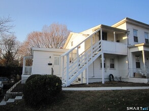 Building Photo - 156 W Main St