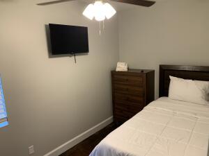 Building Photo - 2417 Comanche Rd