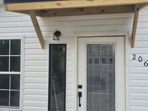 Building Photo - Maryville 37804 - Brand New 1 bedroom, 1 bath in the Heart of Maryville - Contact Troy Adams (865...