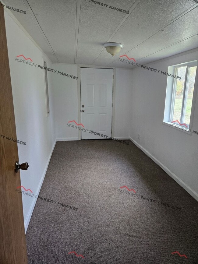 Building Photo - STATUS: *RENTED* | R255G | $1750