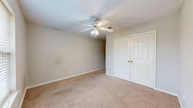 Building Photo - 1604 Park Pl