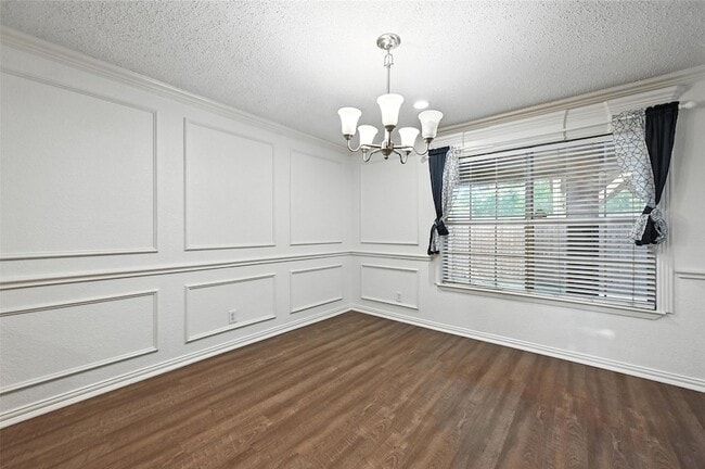 Building Photo - 508 E Sanford St