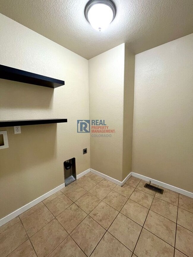 Building Photo - 7464 Bonterra Ln