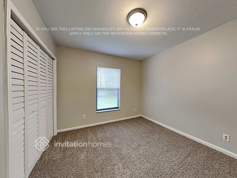 Building Photo - 696 Blueberry Dr