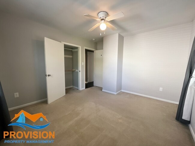 Building Photo - 8436 Bay Dr