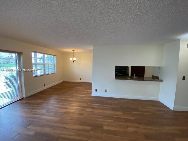 Building Photo - 8713 SW 5th St