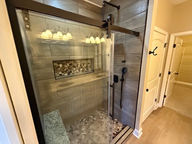 Building Photo - 1165 Indian Springs Trail