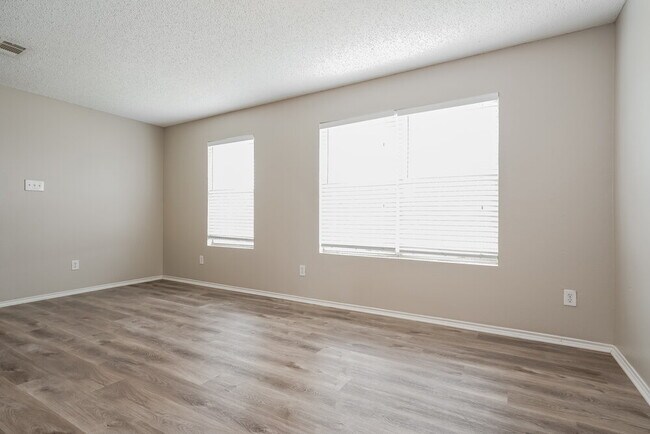 Building Photo - 316 Dakota Ridge Dr