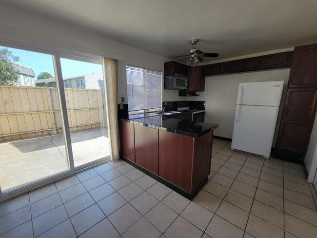 Building Photo - 2 bedroom in Fremont CA 94555
