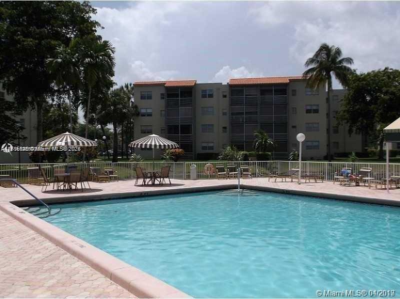 Building Photo - 1810 N Lauderdale Ave