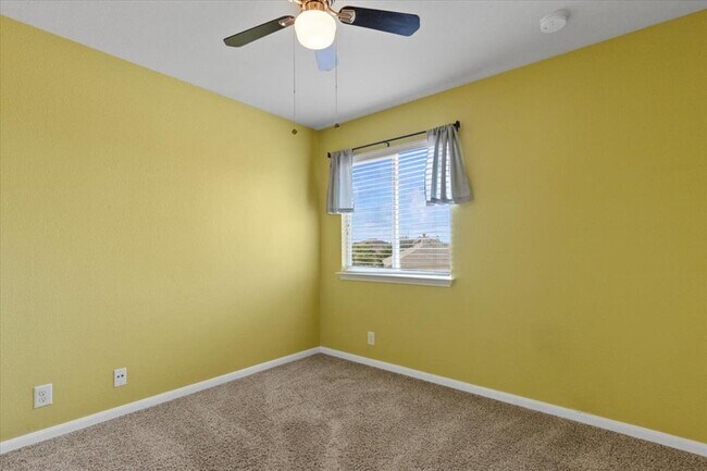 Building Photo - 316 Wildcat Dr
