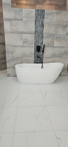 Building Photo - 2851 SW 49th Ter