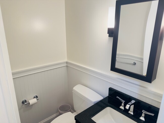 Building Photo - 1080 Wisconsin Ave NW