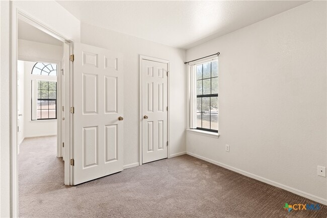 Building Photo - 392 County Rd 4711