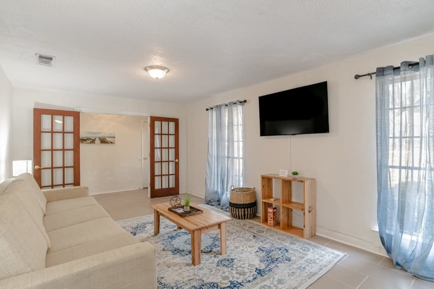 Building Photo - 5477 Ardell Dr