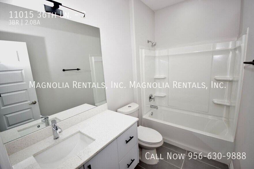 Building Photo - 11015 N 36th Ln