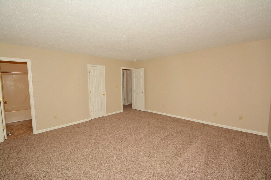 Building Photo - 14326 Worthington Blvd