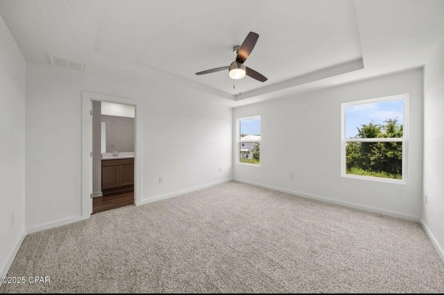 Building Photo - 5876 Tyndall Pl