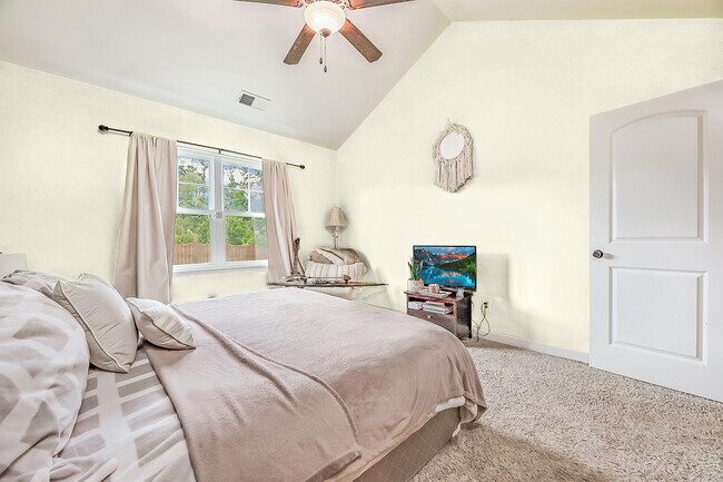 Building Photo - 425 Sea Buoy Ln