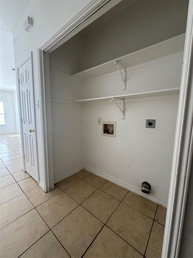 Building Photo - 609 Martin Luther King Blvd