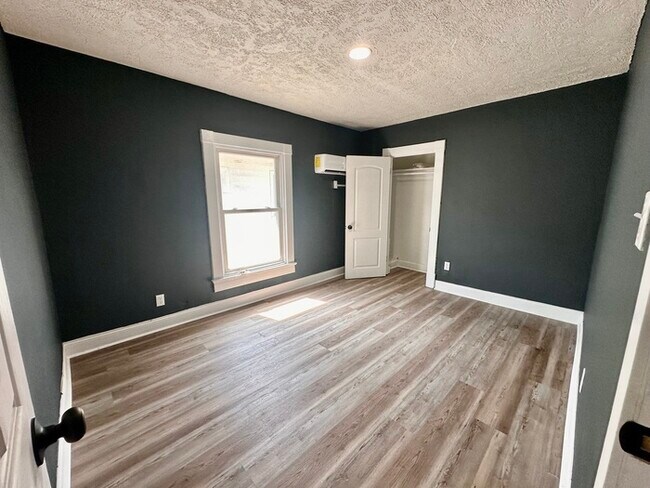 Building Photo - N Parker 3bed 1bath