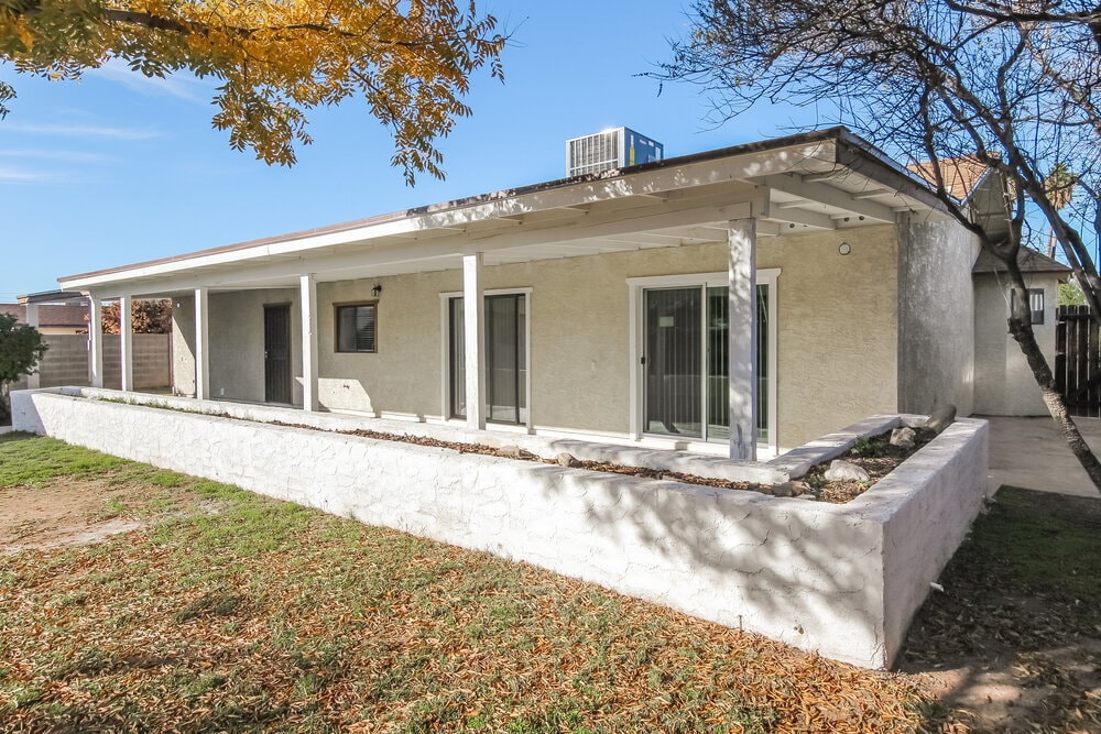 Building Photo - 1815 W Wikieup Ln