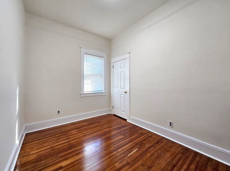 Bedroom 1 with walk-in closet - 59 E Main St