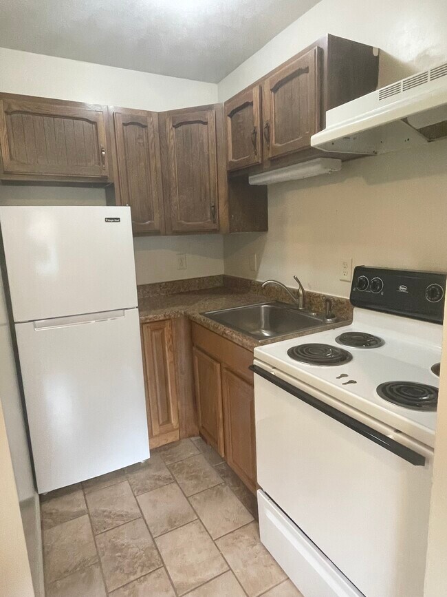 Building Photo - 2208 Park Ave