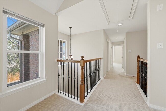 Building Photo - 4208 Greystone Way