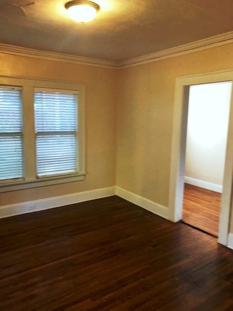 Dining room - 829 Courtenay Dr NE