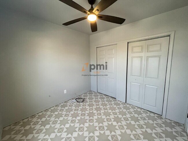 Building Photo - 4901 Walsh Ave