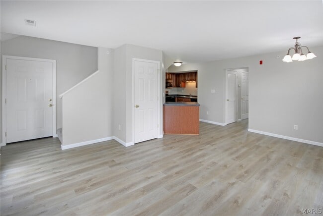 Building Photo - 143 Stonewall Creek Dr