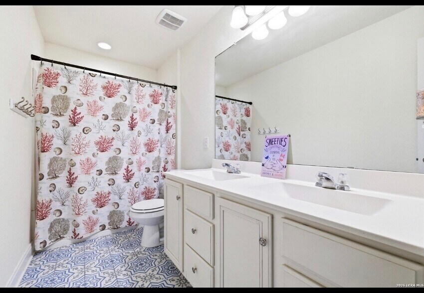 Upstairs bathroom - 7743 Robert Mondavi