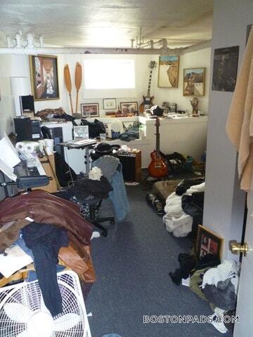 Building Photo - 1504 Commonwealth Ave