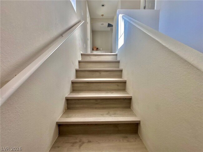 Building Photo - 7432 Decoro St